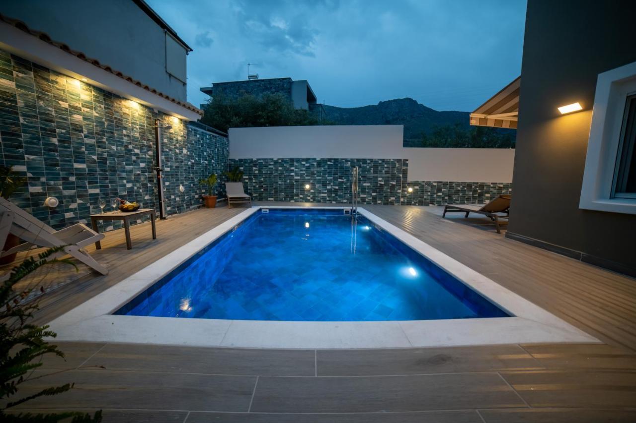 Thomas Villa Hersonissos - Private Pool - Sleeps 6 Extérieur photo